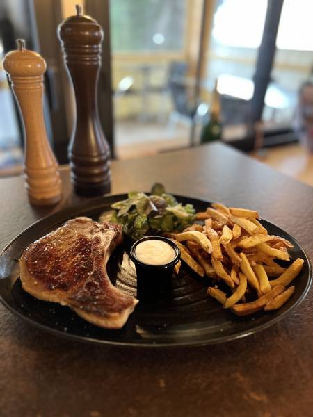 où déjeuner à arès